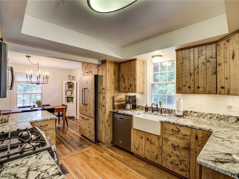 9445 Metcalf Road, Kirtland, OH 44094 Photo 8