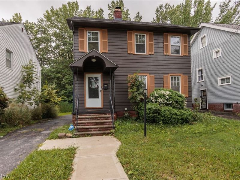 1007 Caledonia Avenue, Cleveland Heights, OH 44112 Photo 2
