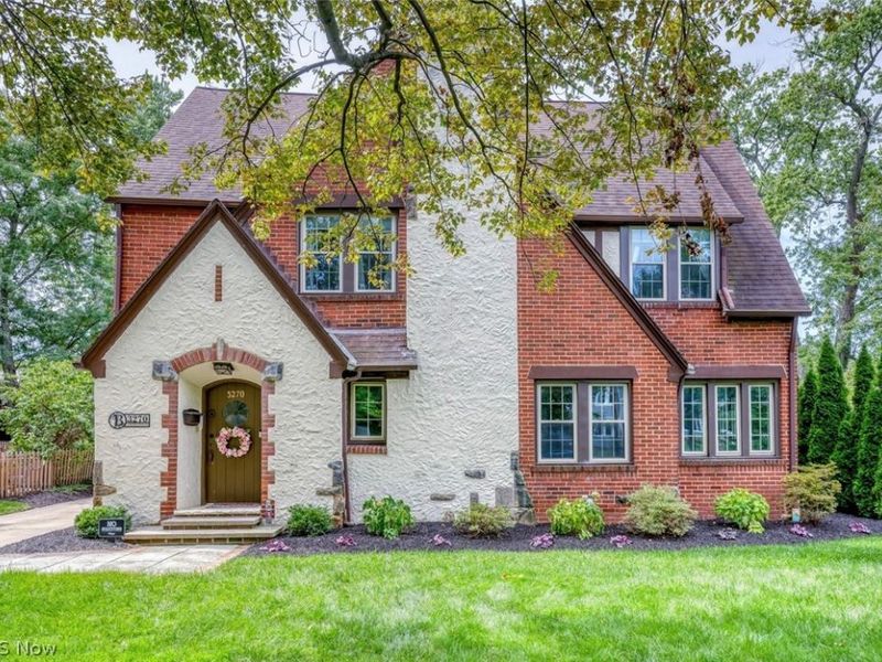 3270 Chadbourne Road, Shaker Heights, OH 44120 Photo 1