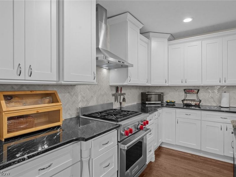 3270 Chadbourne Road, Shaker Heights, OH 44120 Photo 15