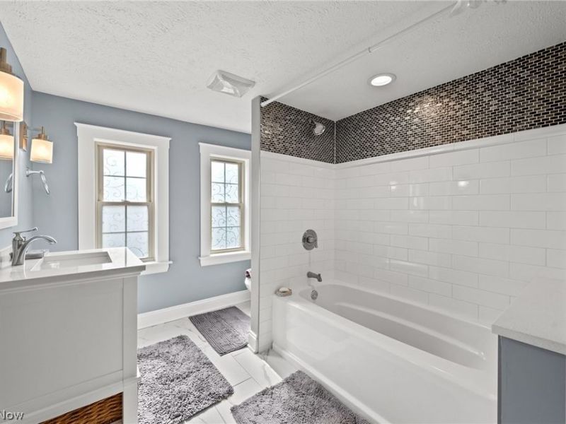 3270 Chadbourne Road, Shaker Heights, OH 44120 Photo 38