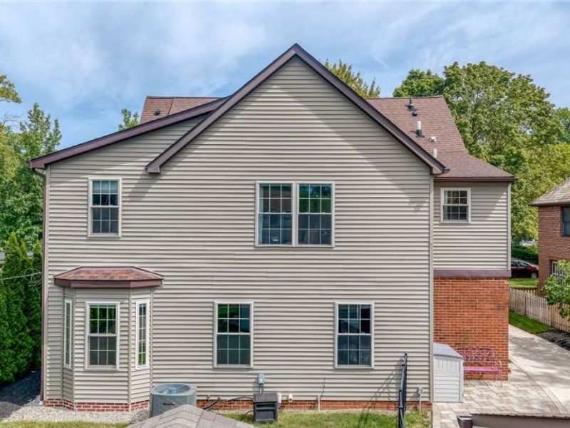 3270 Chadbourne Road, Shaker Heights, OH 44120 Photo 43