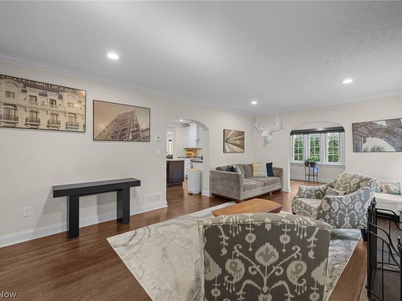 3270 Chadbourne Road, Shaker Heights, OH 44120 Photo 7