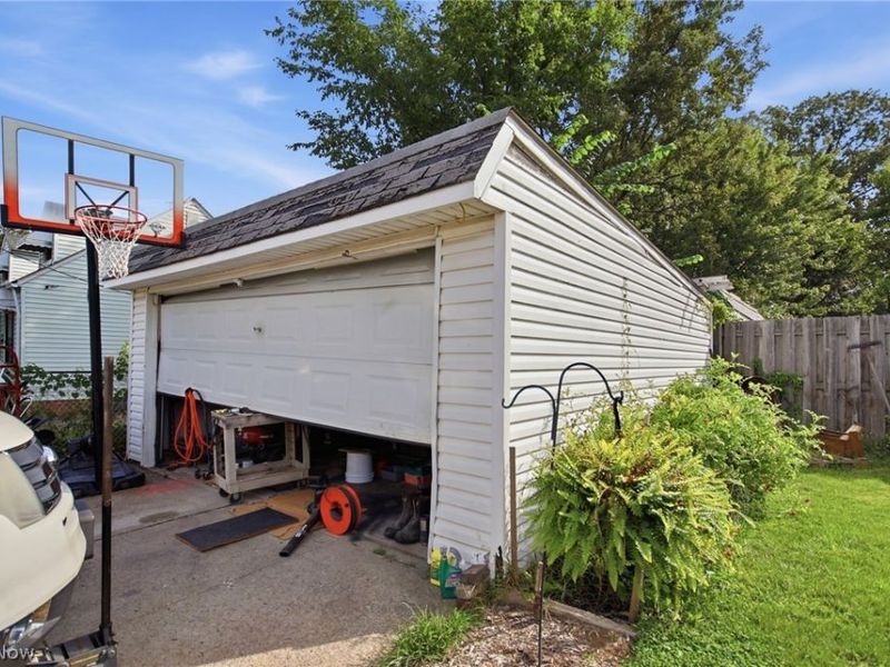 14242 Puritas Avenue, Cleveland, OH 44135 Photo 22
