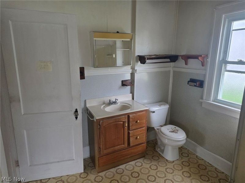 5663 N Ridge W, Saybrook, OH 44004 Photo 9