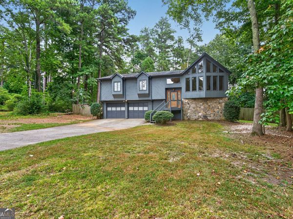 15 Hinton Court, Dacula, GA 30019