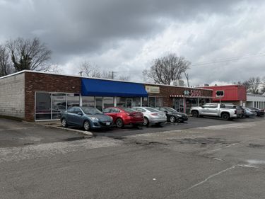 372 Longview, Lexington, KY 40503