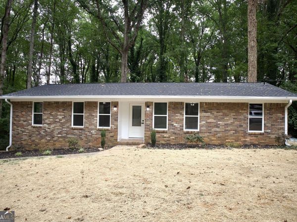 3941 Canterbury Walk, Douglasville, GA 30135