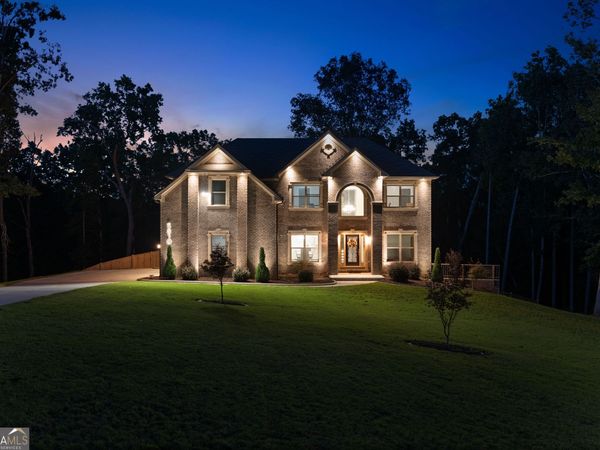 5810 Langdale, Douglasville, GA 30135