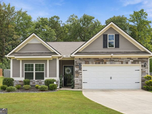 1404 Beckett Drive, Hampton, GA 30228