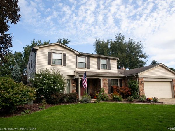 45870 Turtlehead Drive, Plymouth Township, Mi 48170