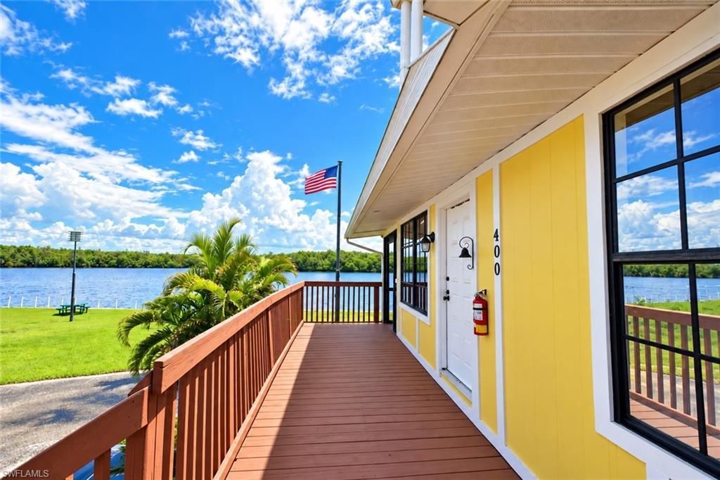 202 Broadway St E, Unit 400, Everglades City, FL 34139 Photo