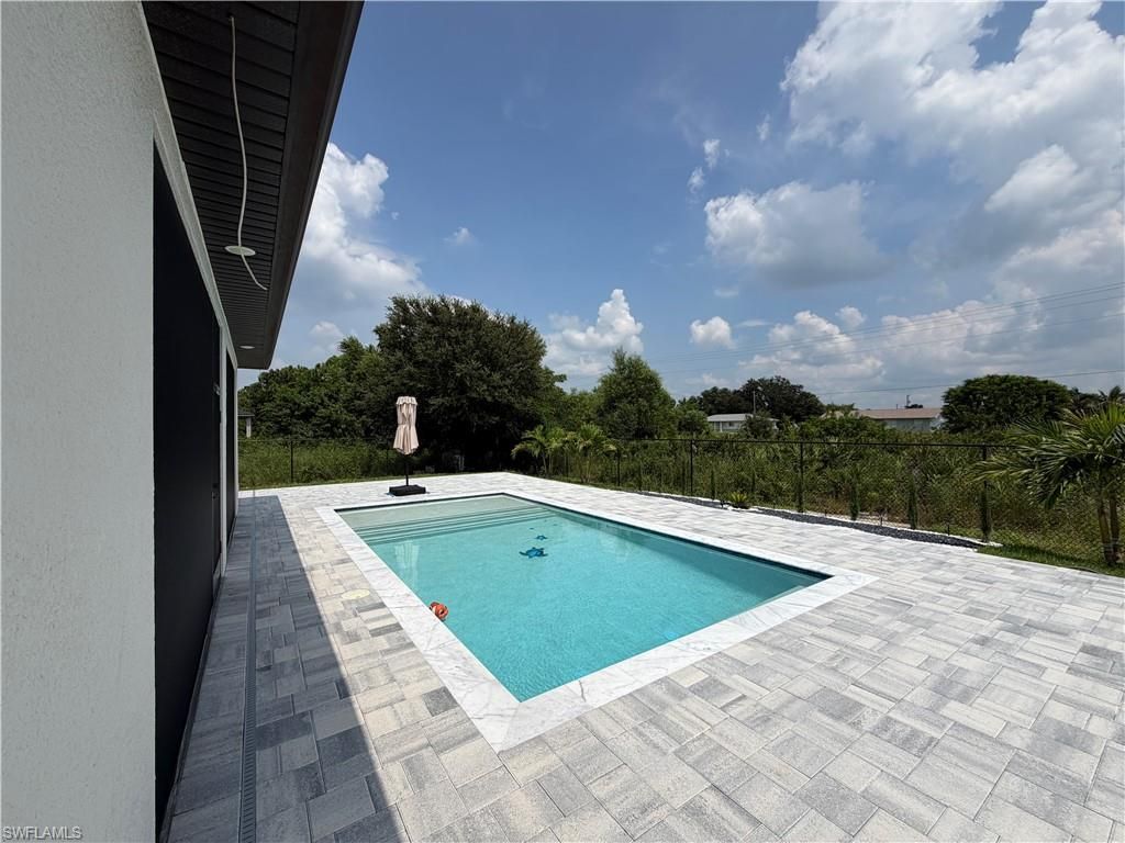 910 Venice Ave N, Lehigh Acres, FL 33971 Photo