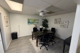 120 Springhall Drive photo 4