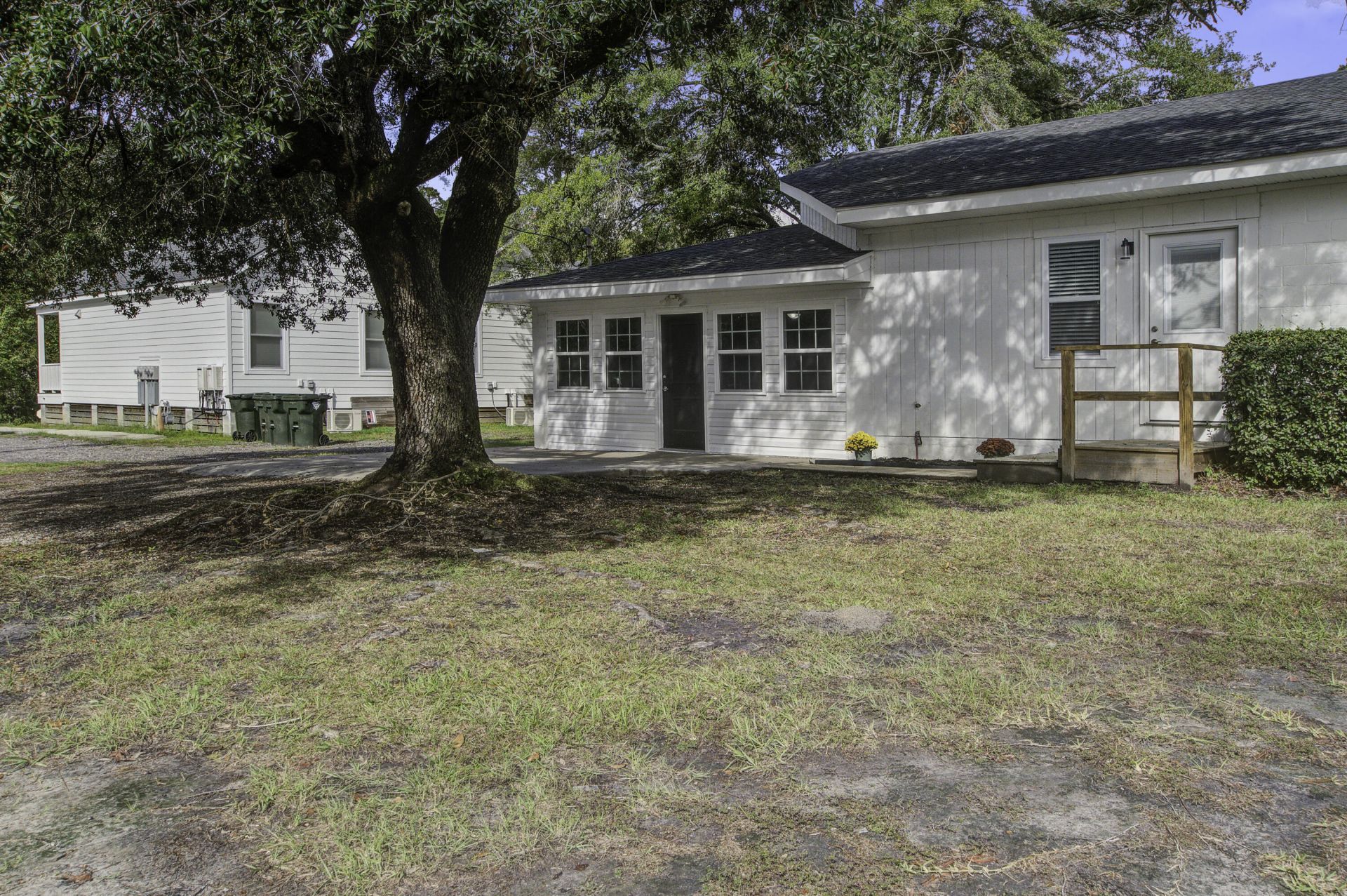 500 N Pine Bluff Street Photo 15