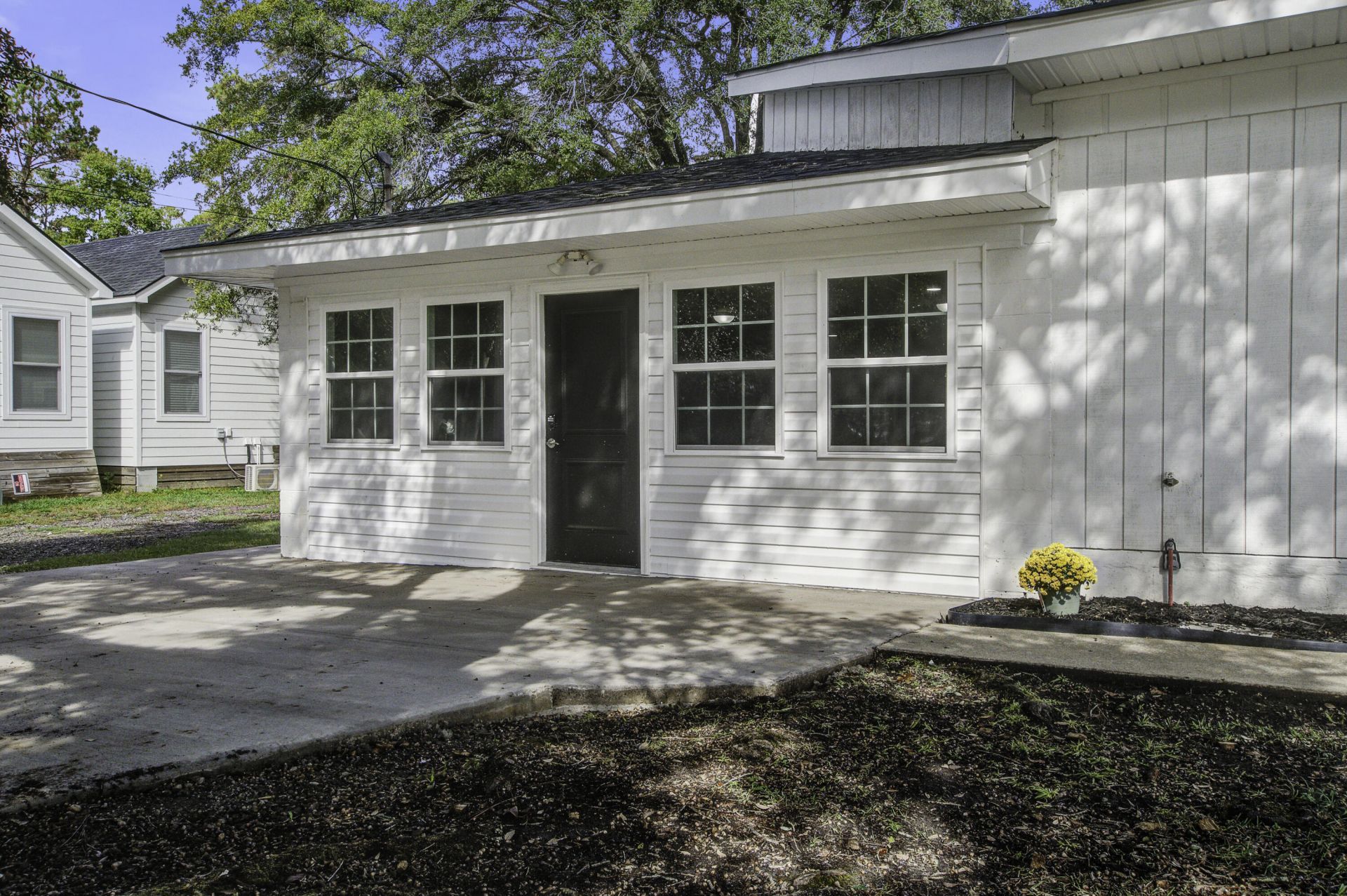 500 N Pine Bluff Street Photo 16