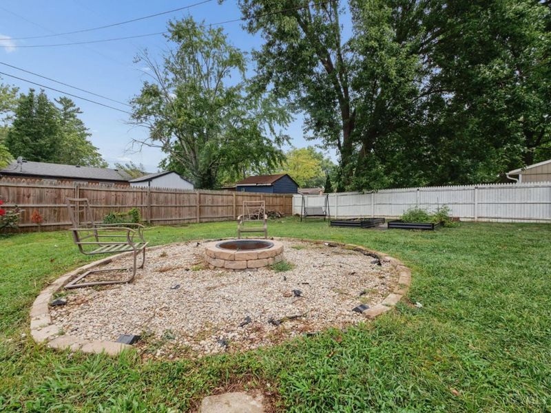 5705 Crabapple Way Drive, Miami Township, OH 45150 Photo 15