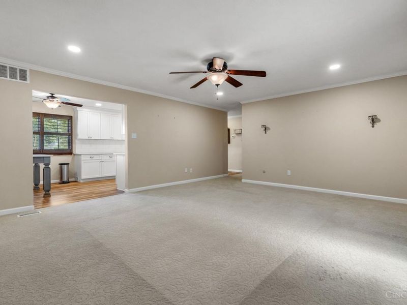 802 Range Avenue, Miamisburg, OH 45342 Photo 11