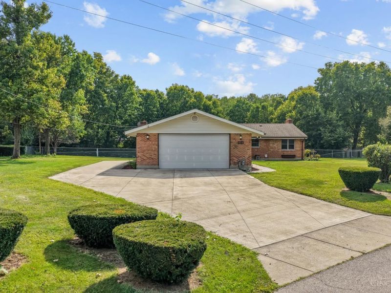 802 Range Avenue, Miamisburg, OH 45342 Photo 3