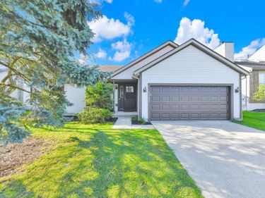 5725 Saucony Drive, Hilliard, OH 43026