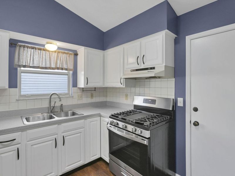 5725 Saucony Drive, Hilliard, OH 43026 Photo 13