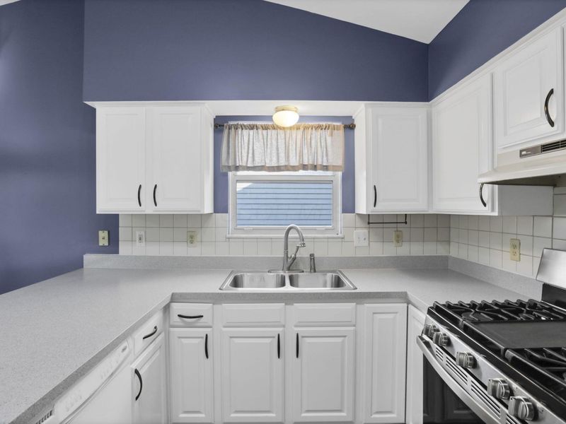 5725 Saucony Drive, Hilliard, OH 43026 Photo 17