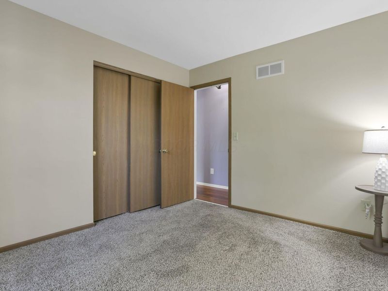 5725 Saucony Drive, Hilliard, OH 43026 Photo 23