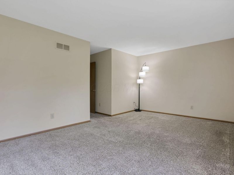 5725 Saucony Drive, Hilliard, OH 43026 Photo 30