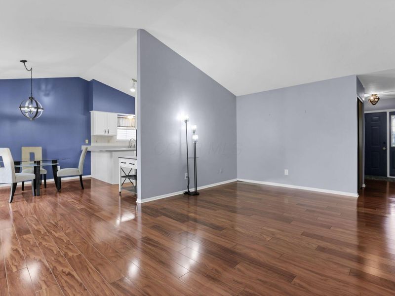 5725 Saucony Drive, Hilliard, OH 43026 Photo 7