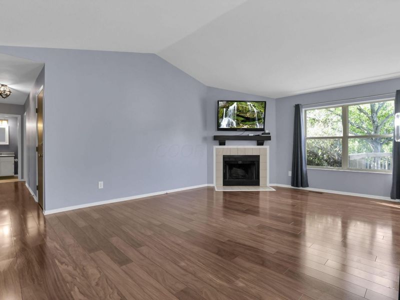 5725 Saucony Drive, Hilliard, OH 43026 Photo 9