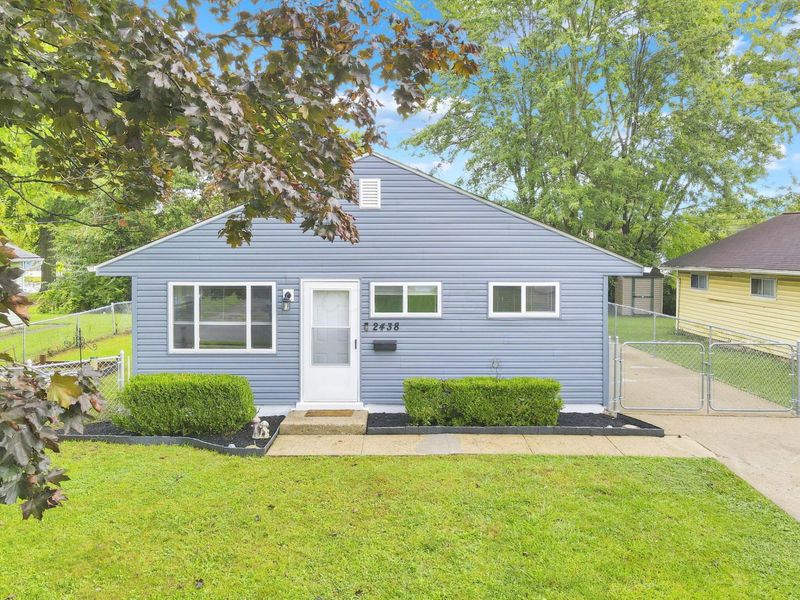 2438 Hanna Drive, Columbus, OH 43211 Photo 7