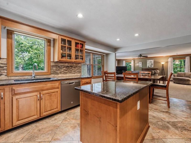 9494 Timberbank Circle, Pickerington, OH 43147 Photo 7