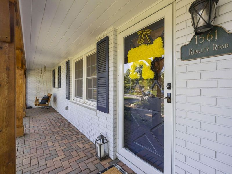 1561 Kirkley Road, Columbus, OH 43221 Photo 2