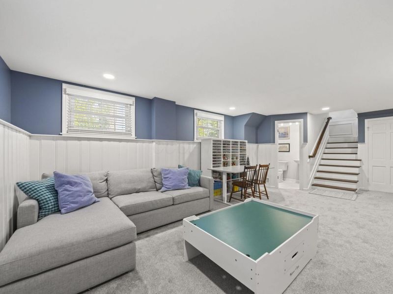 1561 Kirkley Road, Columbus, OH 43221 Photo 37
