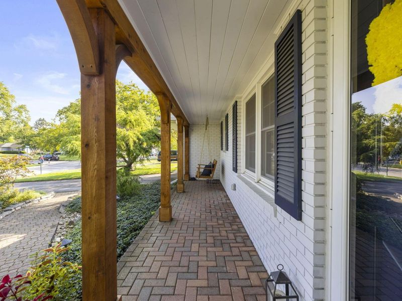 1561 Kirkley Road, Columbus, OH 43221 Photo 59
