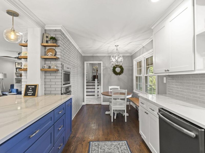 1561 Kirkley Road, Columbus, OH 43221 Photo 7