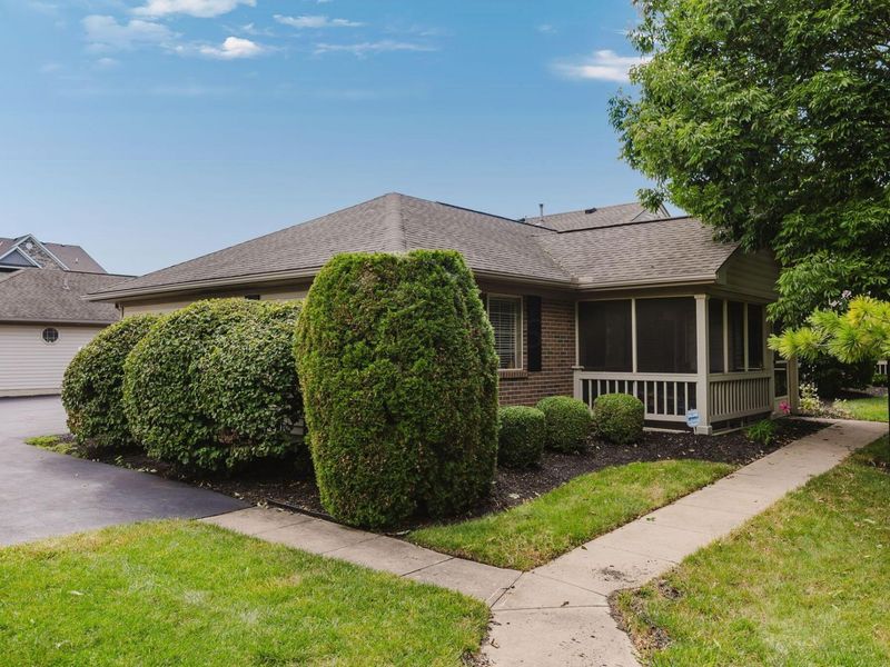 4100 Castel Drive, Groveport, OH 43125 Photo 2