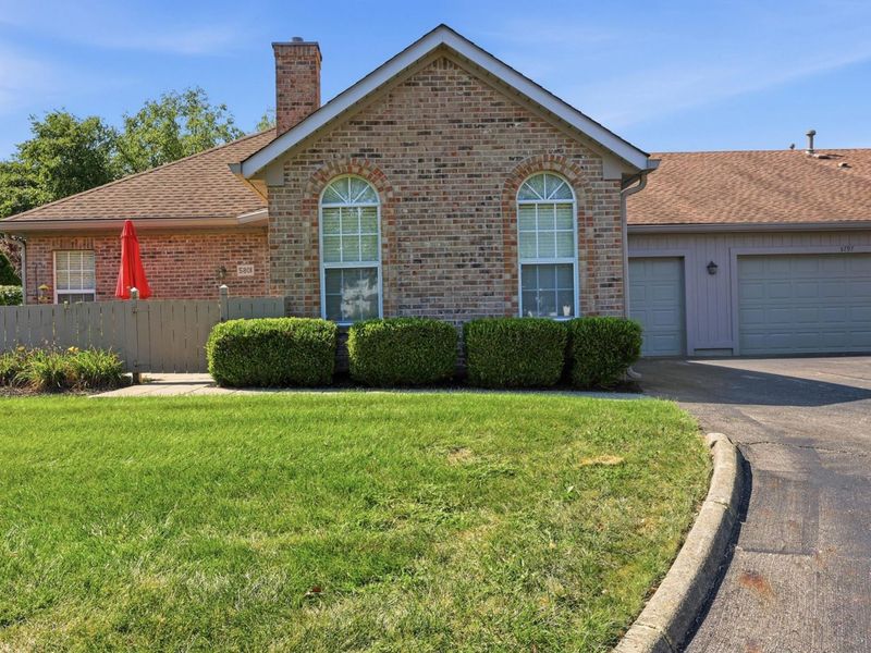 5801 Willow Lake Drive, Grove City, OH 43123 Photo 1