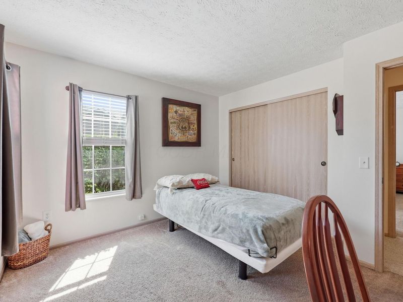 5801 Willow Lake Drive, Grove City, OH 43123 Photo 17