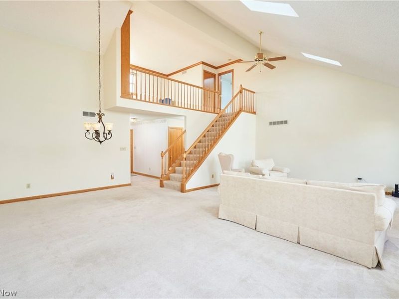 1353 S Azalea Boulevard, Barberton, OH 44203 Photo 10