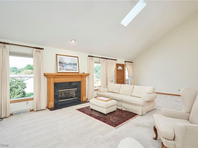1353 S Azalea Boulevard, Barberton, OH 44203 Photo 7
