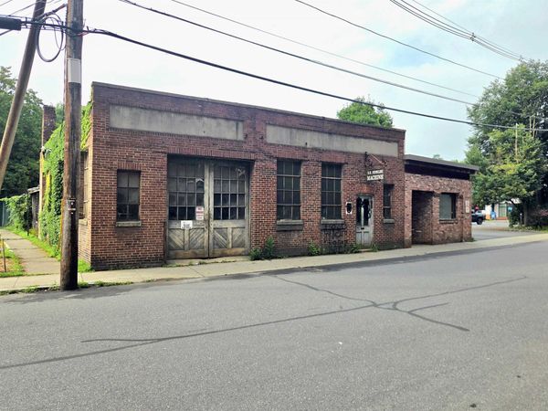 72 Flat Street, Brattleboro, VT 05301