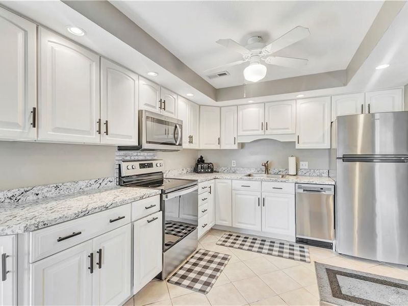 8775 Washington Colony Drive, Dayton, OH 45458 Photo 4