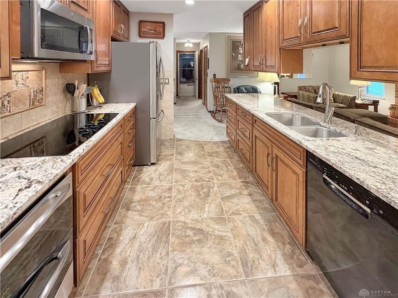 3700 Laurel Fork Drive, Clayton, OH 45415 Photo 10