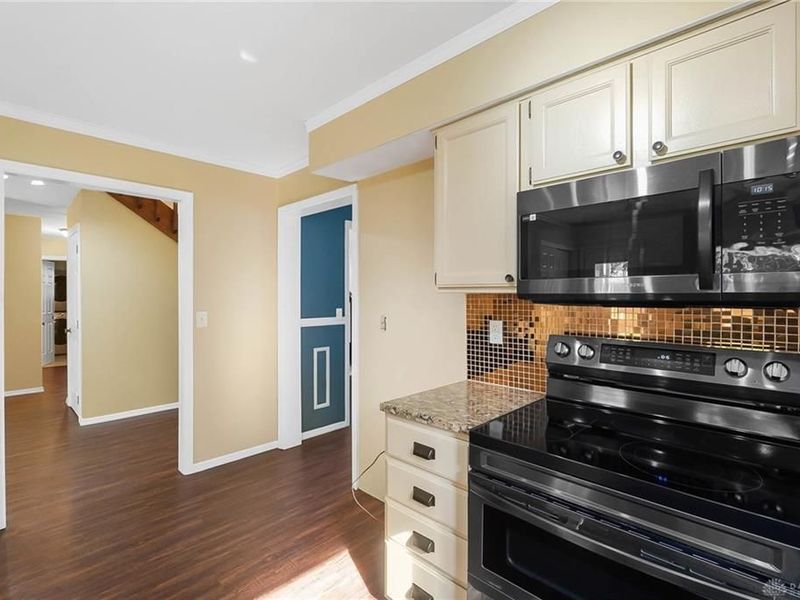 6604 Rolling Glen Drive, Huber Heights, OH 45424 Photo 13