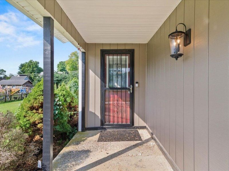 303 N Koke Street, De Graff, OH 43318 Photo 5
