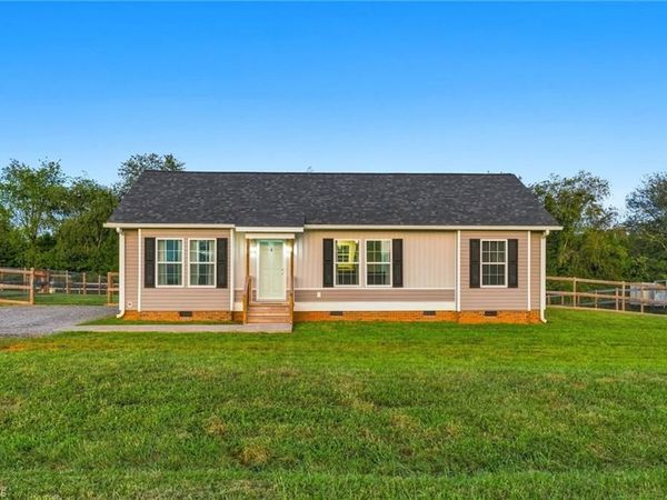 2554 Snider Road, Yadkinville, NC 27055