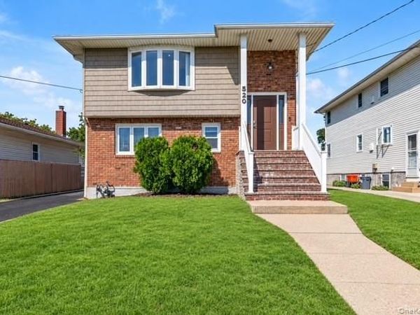 520 Kirkman Avenue, Elmont, NY 11003