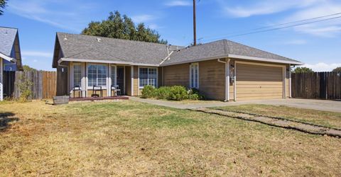 905 Herring Ave, Rio Linda, CA 95673 Photo