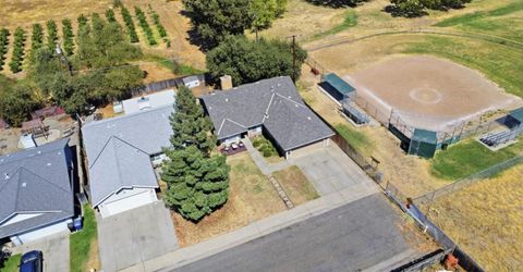 905 Herring Ave, Rio Linda, CA 95673 Photo